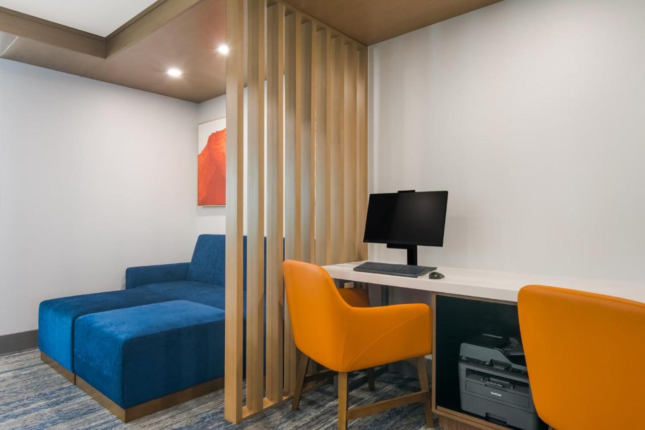 Holiday Inn Express & Suites - Springdale - Fayetteville Area 外观 照片